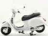 CARSDEMETAL.ES 2017 VESPA GTS 300 Super Blanca 1:12 Newray 57243