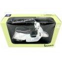 CARSDEMETAL.ES 2017 VESPA GTS 300 Super Blanca 1:12 Newray 57243