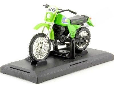 Cochesdemetal.es 1980 Kawasaki KDX250 VERDE 1:18 MOTOR MAX 402