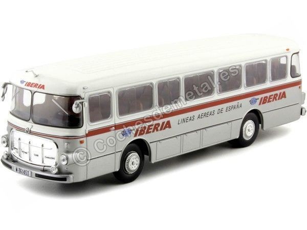 CARSDEMETAL.ES 1963 PEGASO BUS COMET 5161 Seida "Iberia Passengers" Gray / Beige 1:43 Editorial Salvat Peg006