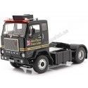 Cochesdemetal.es 1965 Camion Volvo F88 "John Player Team Lotus" Negro 1:18 Road Kings 180064