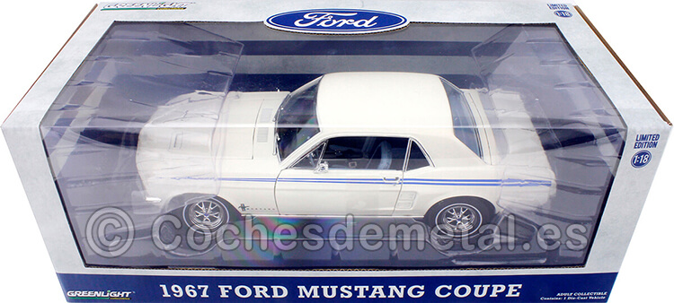 1967 Ford Mustang Coupe Pacesetter Blanco 1:18 Greenlight 135845