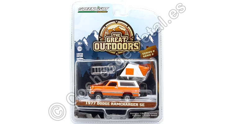 1977 Dodge Ramcharger SE The Great Outdoors Series 2 Naranja/Blanco 1:64 Greenlight 38030B