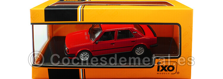 1988 Skoda 130 L Rojo 1:43 IXO Models CLC445N