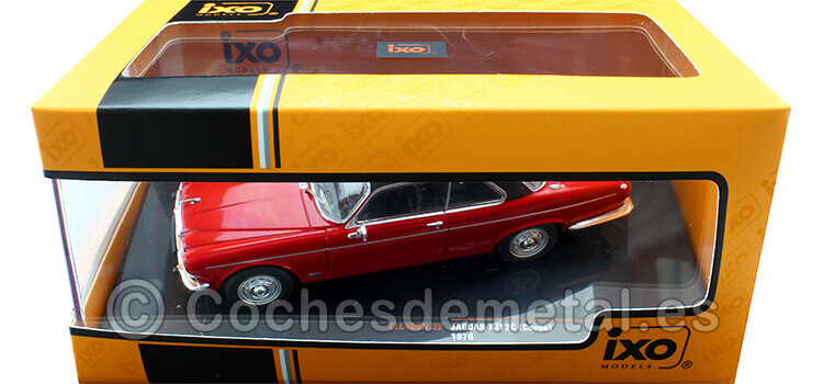 1976 Jaguar XJ12 Coupe Rojo/Negro 1:43 IXO Models CLC486N.22