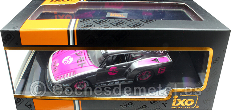 2023 Porsche 935 K3V Bisimoto Nº 42 Grafito/Rosa 1:43 IXO Models GTM172LQ