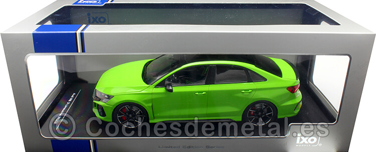 2022 Audi RS3 (8Y) Limousine Verde Lima 1:18 IXO Models SPMW18001/MCG18449