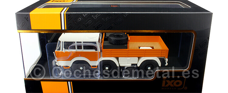 1968 Tatra 813 6x6 3 Ejes Naranja/Blanco 1:43 IXO Models TRU039