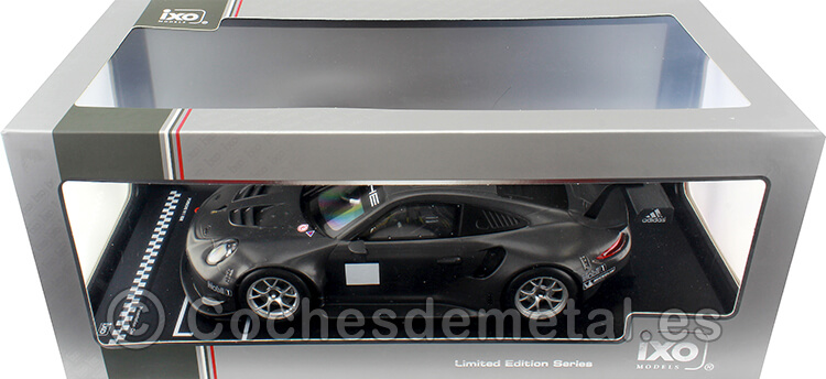 2020 Porsche 911 RSR Test Car Pre-Temporada Negro Mate 1:18 IXO Models LEGT18057