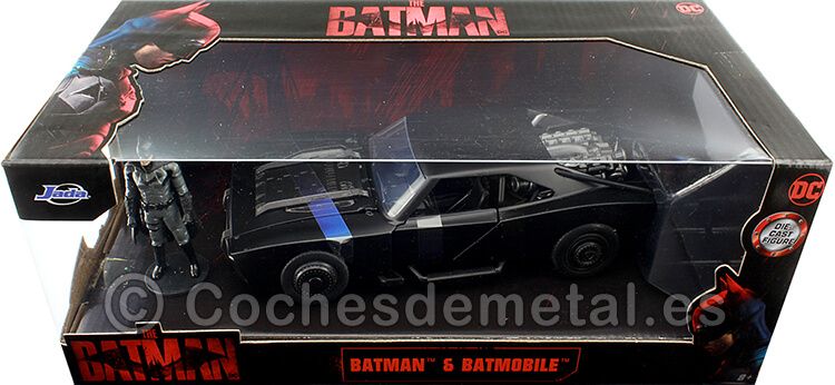 2022 Batmobile Con Figura de Batman