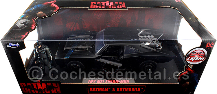2022 Batmobile Con Luces y Figura de Batman The Batman  Negro 1:18 Jada Toys 253216002