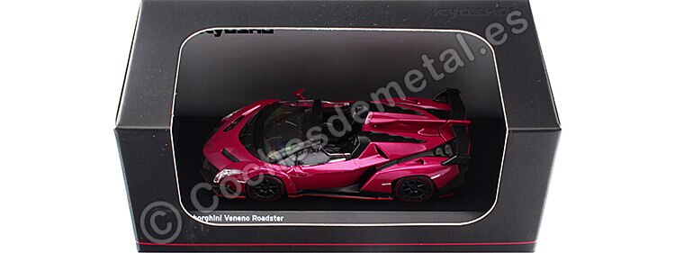 2015 Lamborghini Veneno Roadster LP750-4 Magenta 1:64 Kyosho 07040A3