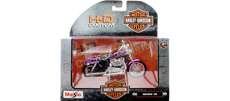 2013 Harley-Davidson XL 1200V Seventy-Two Morada 1:18 Maisto 31360_385