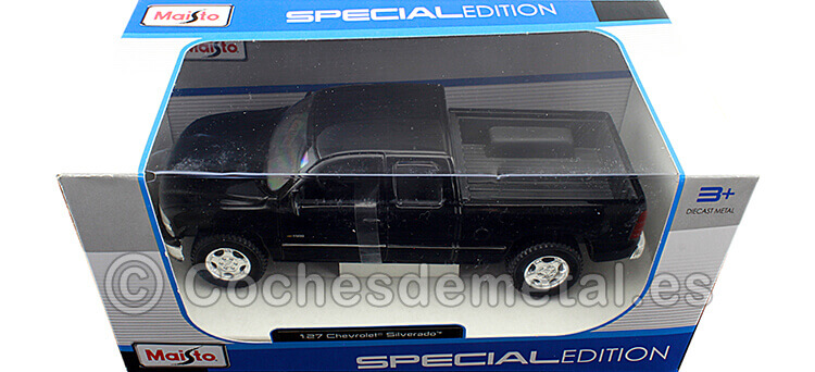 2003 Chevrolet Silverado Pickup Negro 1:27 Maisto 31941