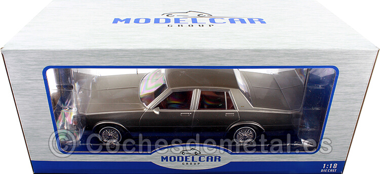 1985 Chevrolet Caprice Classic Sedan Gris/Plata 1:18 MC Group 18267
