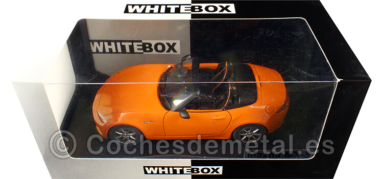 2019 Mazda MX-5 ND Naranja 1:24 WhiteBox 124178-O